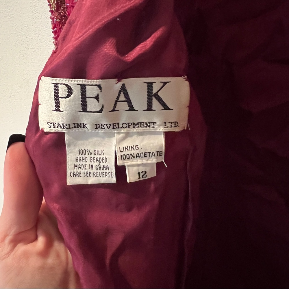Vintage Peak Sequined Beaded Keyhole Invisible Zipper Lined Silk Dress - Picture 8 of 16